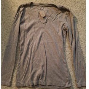 SOLD - Gap Long-Sleeve Tee